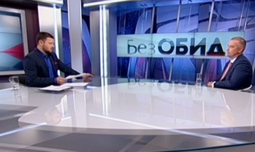 Латвия размышляет о запрете агитации в Интернете за месяц до выборов.