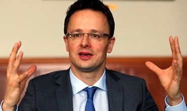 Выборы на Украине в следующем году могут привести к изменению ситуации, считает глава МИД Венгрии Петер Сийярто.