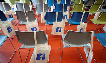 Стал известен список собираемых Facebook данных о пользователях.