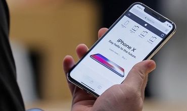 Apple дополнит камеру iPhone 3D-сенсором.
