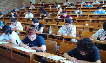 Вузы Молдовы объявили о программе поступления.