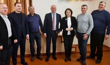 Три примара, покинувшие Демпартию, вернулись через день.