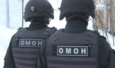 Как заявили в пресс-службе ГУ МВД России по СКФО, бойцы были отправлены за продовольственным пайком на отряд.
