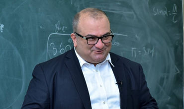 განათლების მინისტრმა ჟურნალისტებს სისტემაში არსებული სიახლეები გააცნო