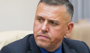 Бывший министр обороны Александр Пынзарь задержан СИБ и прокуратурой.