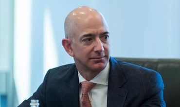 Президент США Дональд Трамп пожелал основателю Amazon Джеффу Безосу удачи в разводе.