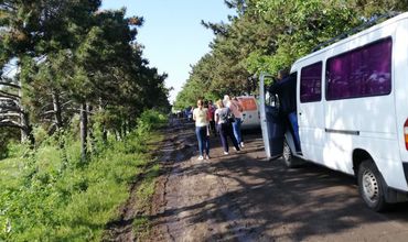 В Глодянском районе автомобили застряли в грязи.