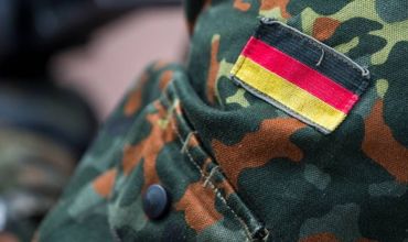 Спевших песню про Гитлера немецких солдат вернут из Литвы в Германию.