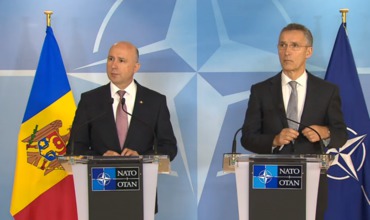 Филип и Столтенберг подписали соглашение об открытии в Кишиневе офиса НАТО.