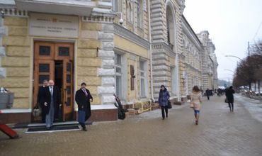 Сильвия Раду подтвердила, что в примэрии столицы проходят обыски.