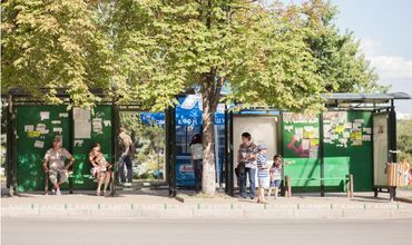 Около 300 остановок общественного транспорта будут отремонтированы.