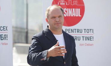 Кандидат Партии социалистов на должность генерального примара муниципия Ион Чебан.