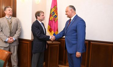 Додон встретился с членом Палаты представителей Конгресса США.