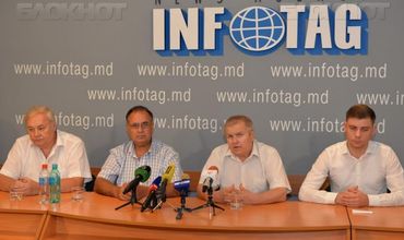 Ассоциация историков и политологов Молдовы: Только Додон в состоянии спасти государственность Молдовы.
