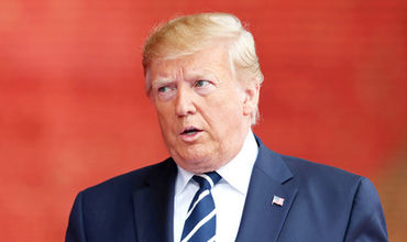 Трамп обвинил лидеров России и Китая в желании «ободрать США» перед сном.