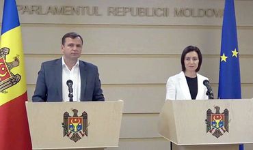 Майя Санду и Андрей Настасе призывают граждан выйти на марш в воскресенье.