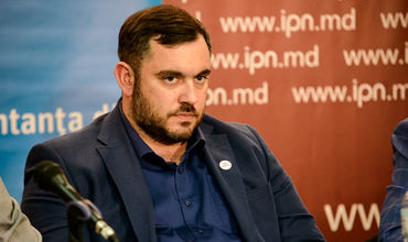 Сиркели выразил надежду, что „выборы покажут просвет и перспективы” для нашей страны. 