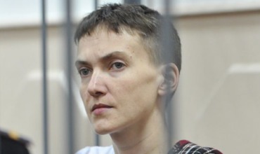 Заявившая о временном прекращении голодовки Савченко пока не принимает пищу.