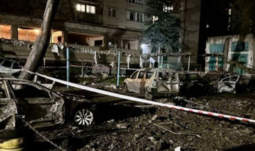 В результате атаки российских беспилотников на Днепр погибли три человека.