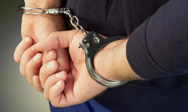 В Кишиневе мужчину приговорили к 12 годам колонии: продавал чужие авто.