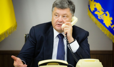 Порошенко созвонился с Вашингтоном и пожаловался на Зеленского.