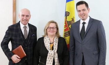 Глава МИДЕИ провел встречу с послом Австрии в Молдове