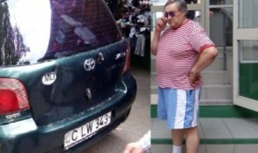 По улице Армянской на узком тротуаре регулярно паркуется автомобиль Toyota Yaris.