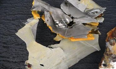 В Средиземном море обнаружили обломки A320 авиакомпании EgyptAir.