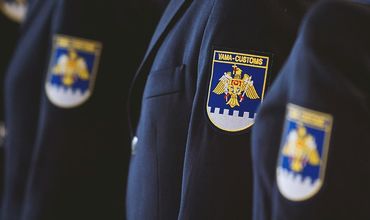 Сотрудника таможни Тудора подозревают во взяточничестве. Фото: customs.gov.md
