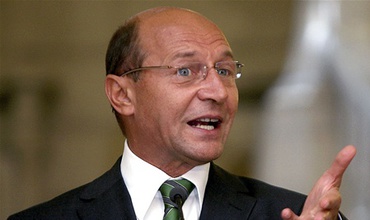 Бэсеску выплатит 600 румынских леев за заявление, что "цыгане традиционно живут с того, что своруют".  Фото: org.ua.