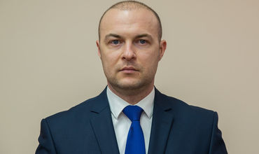 Еремей Присяжнюк является советником премьер-министра Павла Филипа в сфере борьбы с коррупцией. Фото: tv8.md.