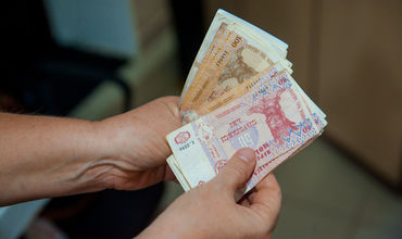 Самая большая проблема учителей – несправед­ливая зарплата, считает Генадие Донос.