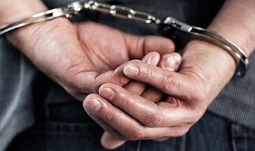 В Киеве задержали группу экстрасенсов-аферистов.
