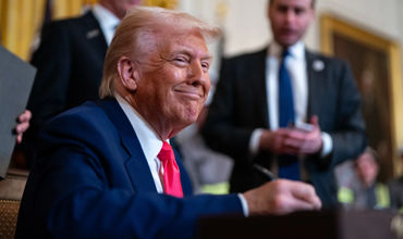 Трамп заявил, что приостановил повышение пошлин «от чистого сердца».
