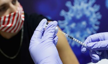 Санду: В Молдову прибудут 700 000 доз вакцины Pfizer.