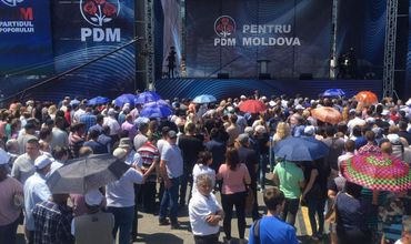 Бельчане о поездке на митинг в Кишинёв: В автобусах не было даже воды.