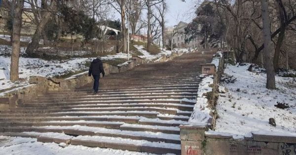 Câte scări de granit urmează să fie reconstruite la Valea Morilor