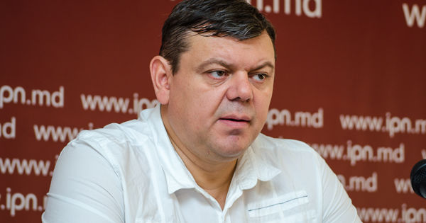 Политический аналитик Роман Михаеш.