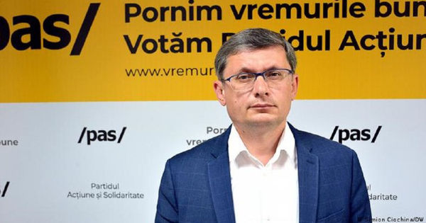 Председатель PAS Игорь Гросу.