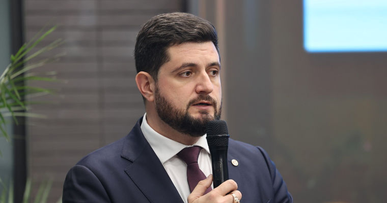 Запасы бензина и дизеля на АЗС