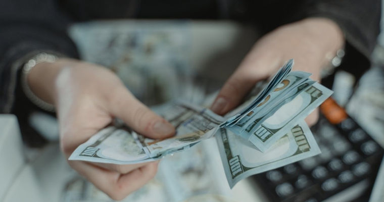 Нацбанк Украины: Украинцы каждый день тратят за границей $35 миллионов.