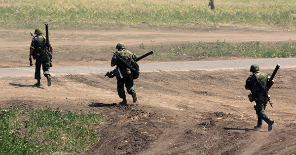 На востоке Украины вводят особый контроль за прекращением огня с 29 августа.