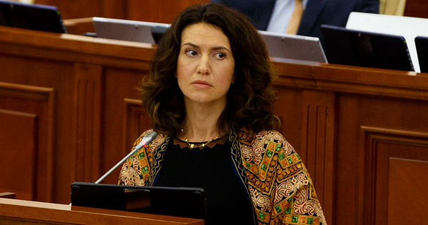 Стамате: Фракция PAS обсуждает и другие отставки в правительстве.