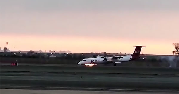 Жесткая посадка самолета без шасси попала на видео.