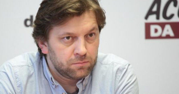 Депутат Партии действия и солидарности (PAS) Думитру Алайба.