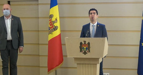 Попшой: Некомпетентность нынешней власти превзошло только ее высокомерие. Фото: ipn.md.