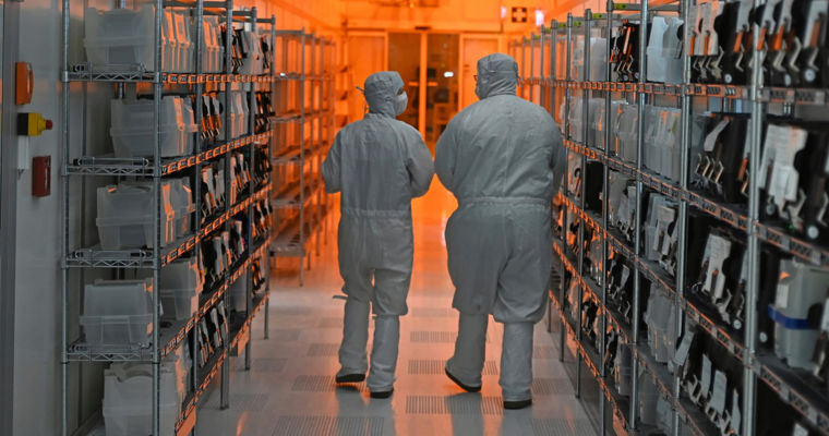UE pregătește măsuri de urgență în cazul unui deficit de semiconductori.