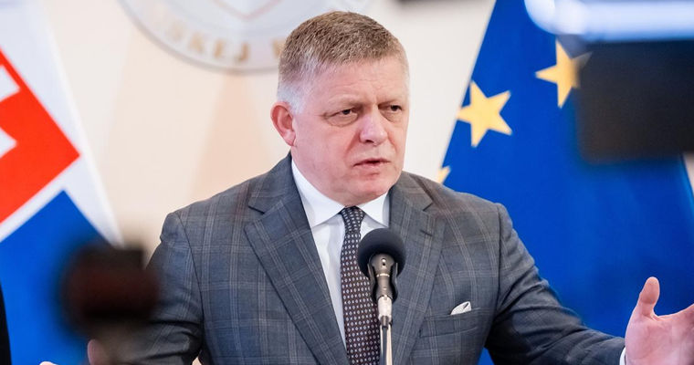 Фицо выступил против предложения Мерца об "ассоциированном членстве" в ЕС для Украины.