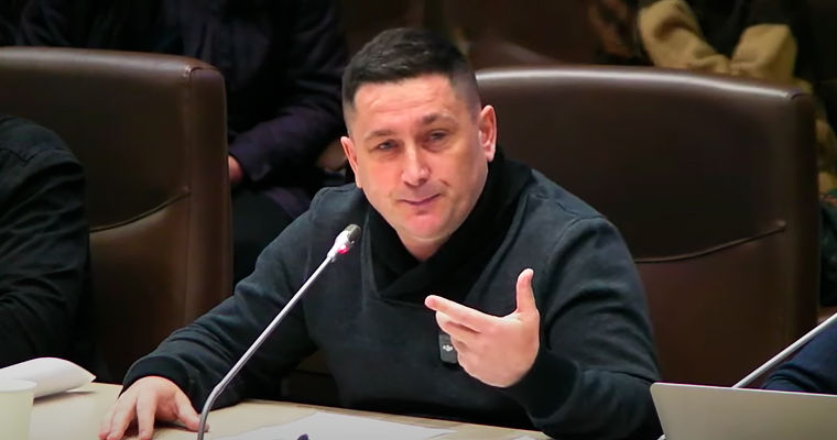 Чолак: Европейские стандарты приходят к нам через "заднее место".