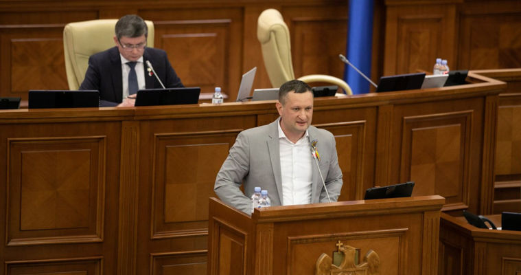 Депутат PAS не исключил возможности снятия с выборов партий, связанных с Шором.